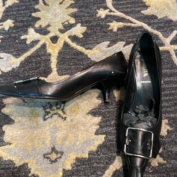 Prada kitten heels - Picture 2 of 4